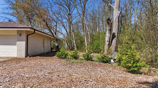 6731 S 111th STREET, Franklin, WI 53132