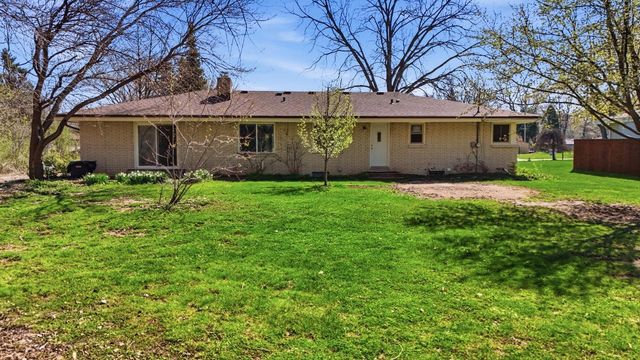 6731 S 111th STREET, Franklin, WI 53132