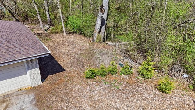 6731 S 111th STREET, Franklin, WI 53132