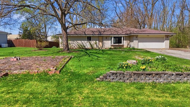 6731 S 111th STREET, Franklin, WI 53132