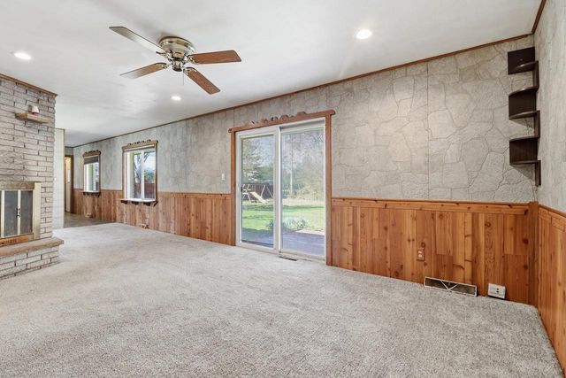 6731 S 111th STREET, Franklin, WI 53132