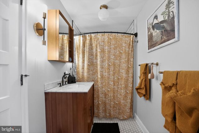 630 MONROE AVE, Glenside, PA 19038