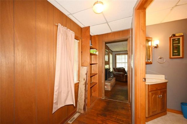 4053 N Askew Avenue, Kansas City, MO 64117