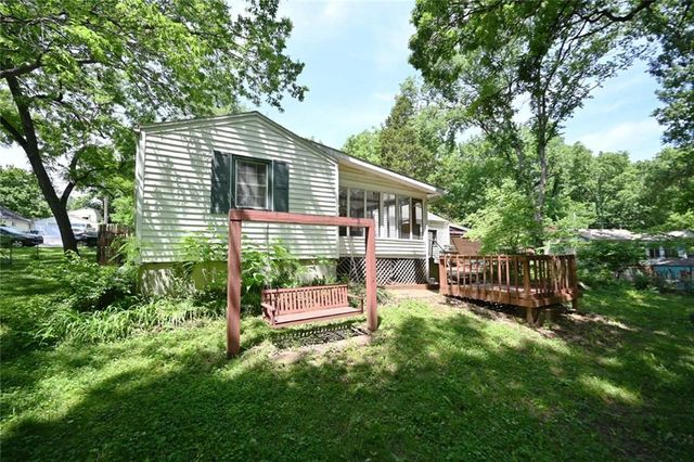 4053 N Askew Avenue, Kansas City, MO 64117