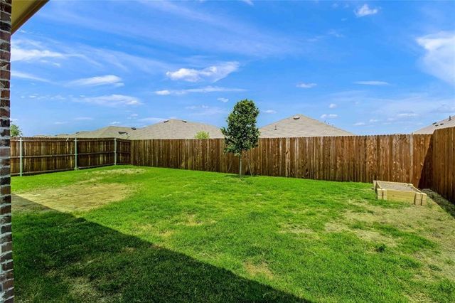 110 Real Quiet Lane, Caddo Mills, TX 75135