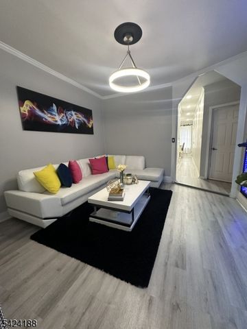 354 Dakota St, Paterson City, NJ 07503