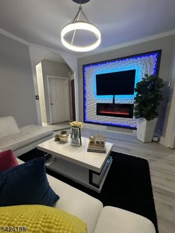 354 Dakota St, Paterson City, NJ 07503