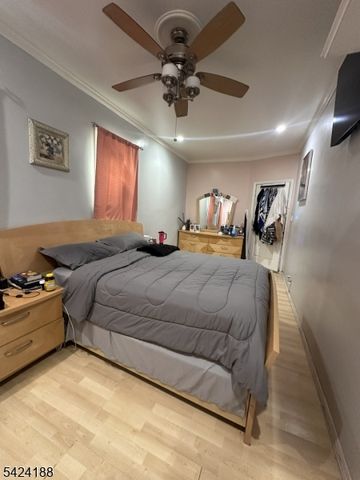 354 Dakota St, Paterson City, NJ 07503