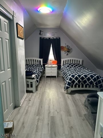 354 Dakota St, Paterson City, NJ 07503