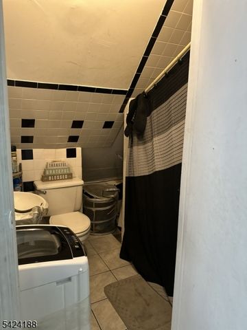 354 Dakota St, Paterson City, NJ 07503