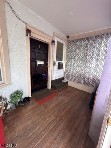 354 Dakota St, Paterson City, NJ 07503