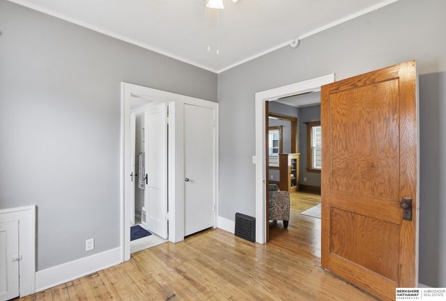 2533 N 49th Street, Omaha, NE 68104