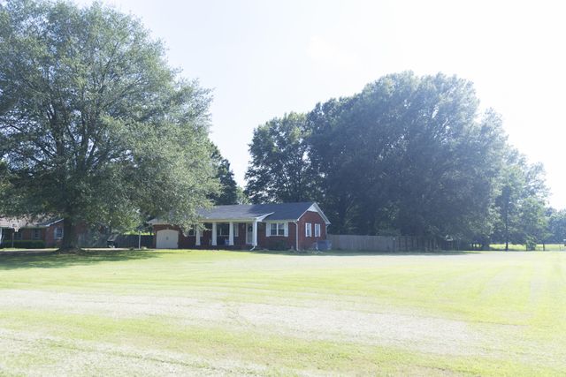 285 Old McKenzie RD, Mc Kenzie, TN 38201