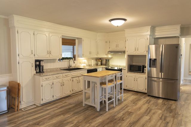 285 Old McKenzie RD, Mc Kenzie, TN 38201