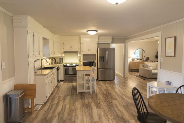285 Old McKenzie RD, Mc Kenzie, TN 38201
