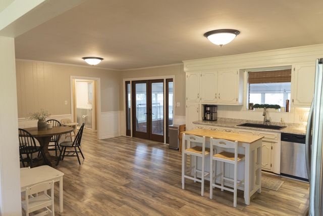 285 Old McKenzie RD, Mc Kenzie, TN 38201