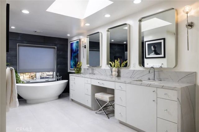 500 Harbor Island Drive, Newport Beach, CA 92660