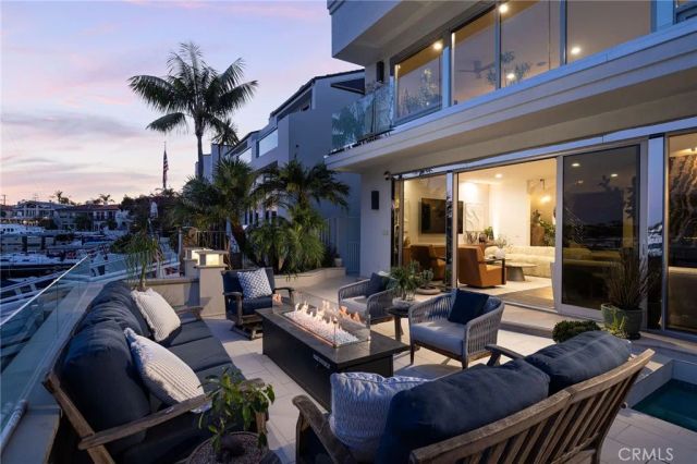 500 Harbor Island Drive, Newport Beach, CA 92660