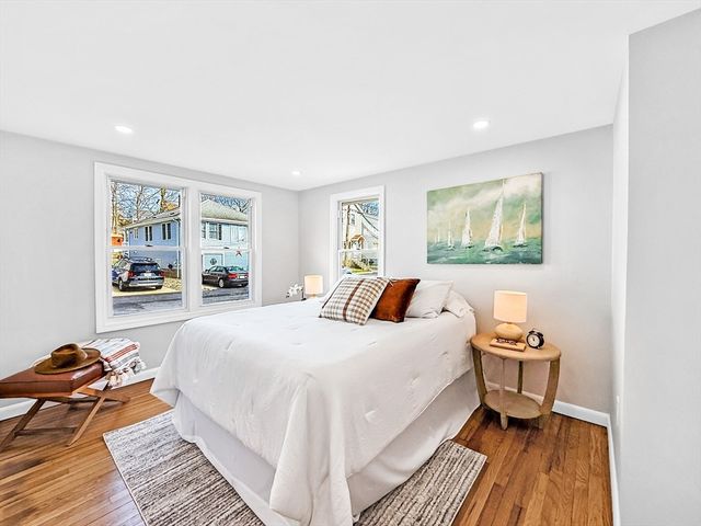 87 Arborway Dr, Braintree, MA 02184