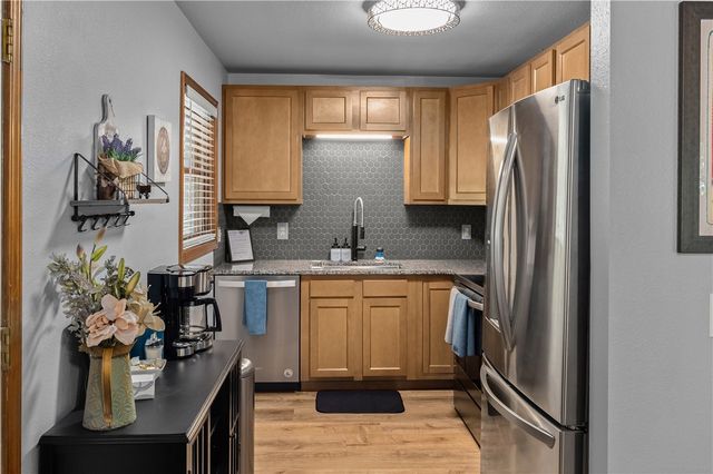 2 Lea Lane, Bella Vista, AR 72714
