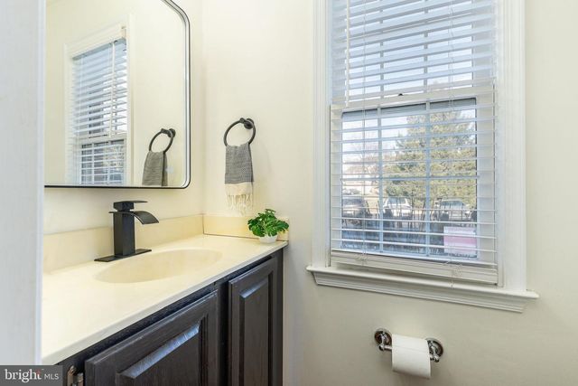 1504 GUNPOWDER RD, Phoenixville, PA 19460