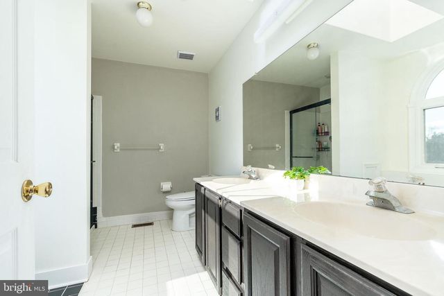 1504 GUNPOWDER RD, Phoenixville, PA 19460