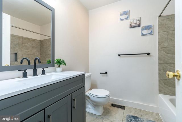 1504 GUNPOWDER RD, Phoenixville, PA 19460