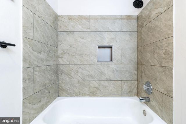 1504 GUNPOWDER RD, Phoenixville, PA 19460