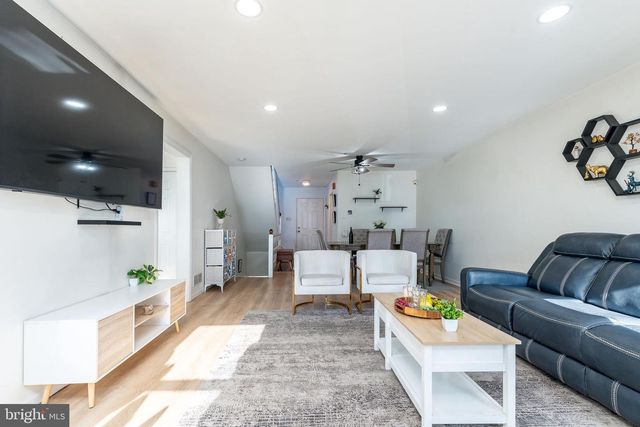 1504 GUNPOWDER RD, Phoenixville, PA 19460