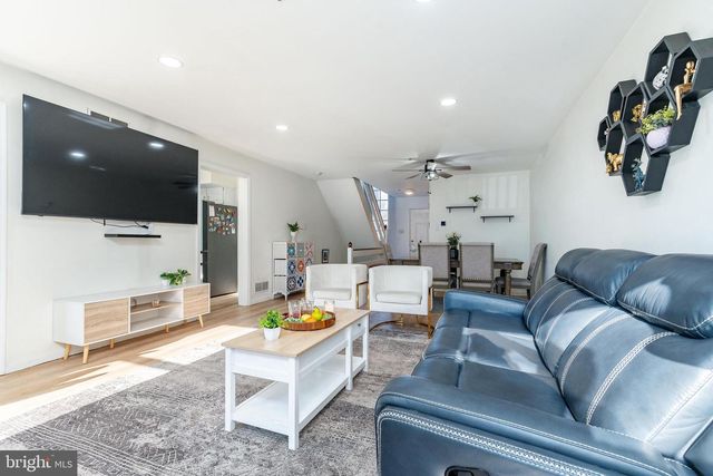 1504 GUNPOWDER RD, Phoenixville, PA 19460