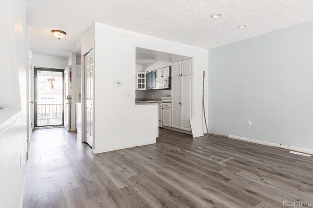 1244 Zimmer Place, Williamstown Township, MI 48895