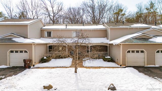 1244 Zimmer Place, Williamstown Township, MI 48895