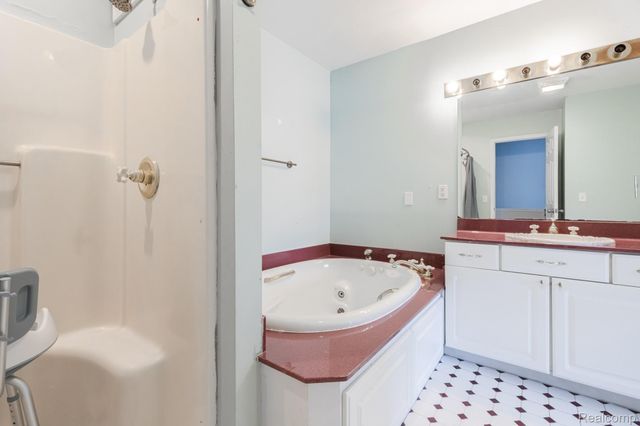 1244 Zimmer Place, Williamstown Township, MI 48895