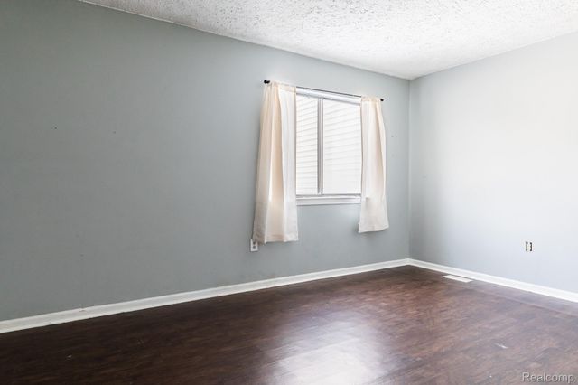 1244 Zimmer Place, Williamstown Township, MI 48895