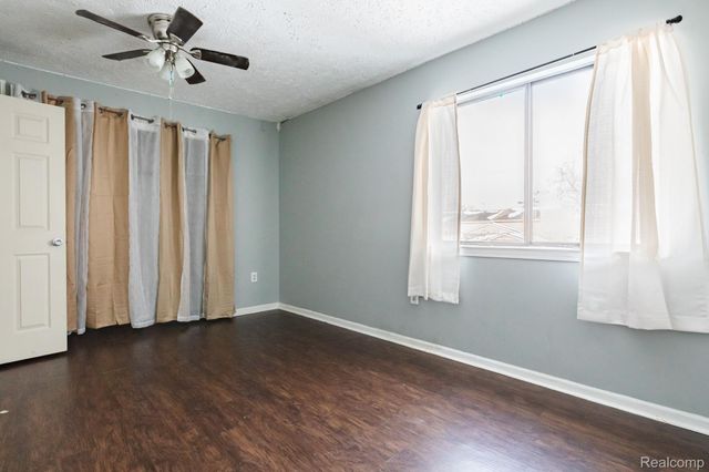 1244 Zimmer Place, Williamstown Township, MI 48895