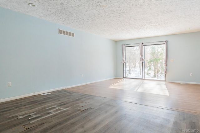 1244 Zimmer Place, Williamstown Township, MI 48895