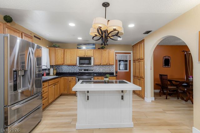 4092 East Harmon Avenue, Las Vegas, NV 89121