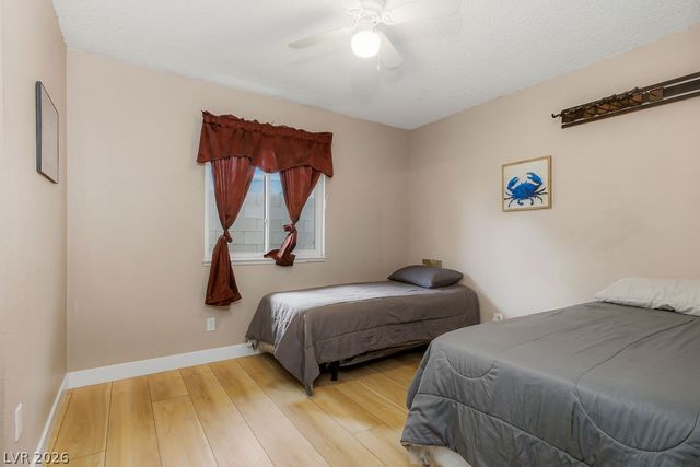 4092 East Harmon Avenue, Las Vegas, NV 89121