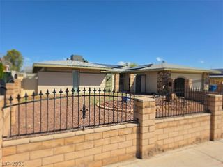 4092 East Harmon Avenue, Las Vegas, NV 89121