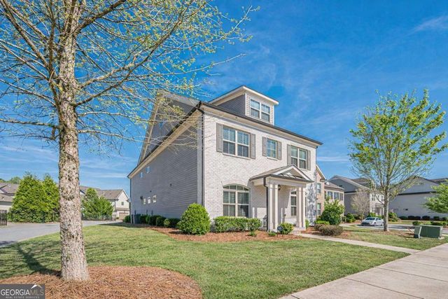 910 Hargrove Point Way, Alpharetta, GA 30004