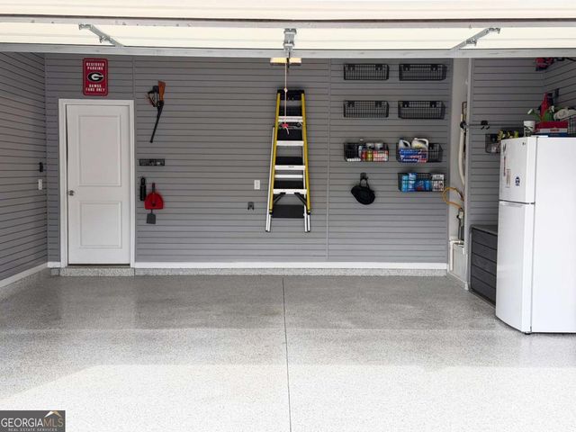 910 Hargrove Point Way, Alpharetta, GA 30004