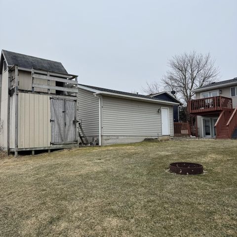 3822 9th Ave SW, Rochester, MN 55902