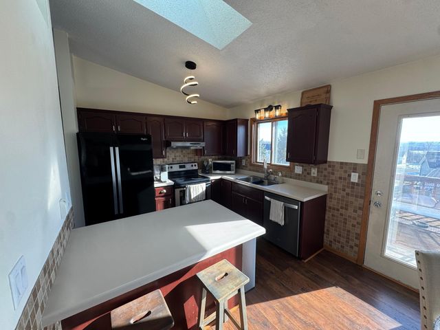 3822 9th Ave SW, Rochester, MN 55902