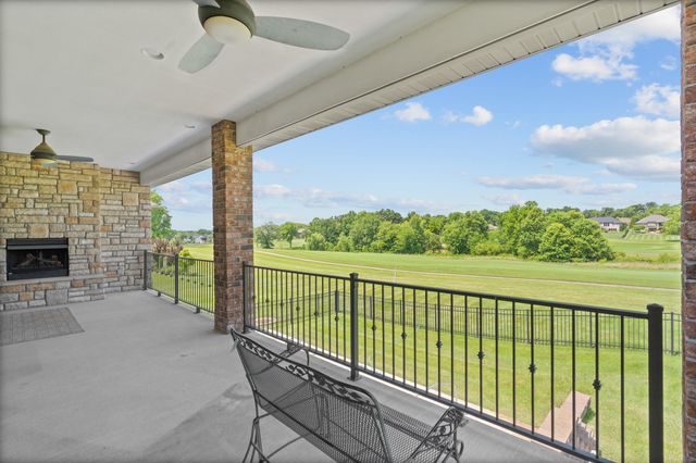 1209 MARCASSIN DR, Columbia, MO 65201