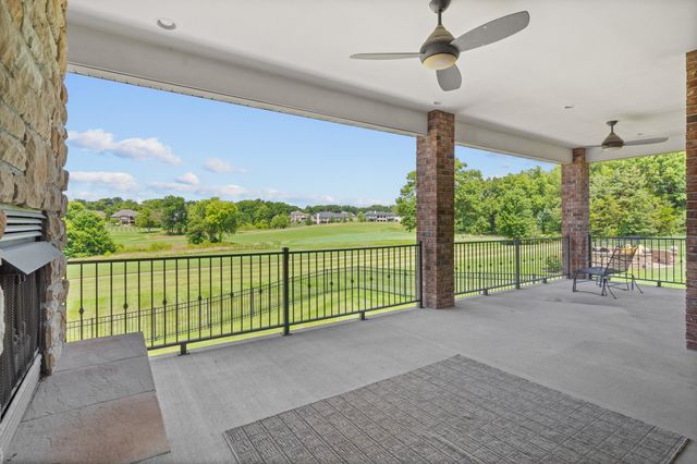 1209 MARCASSIN DR, Columbia, MO 65201