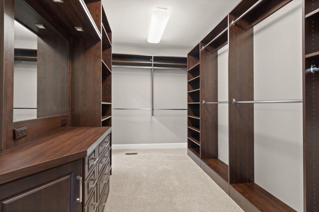 1209 MARCASSIN DR, Columbia, MO 65201