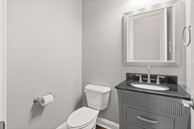 1209 MARCASSIN DR, Columbia, MO 65201