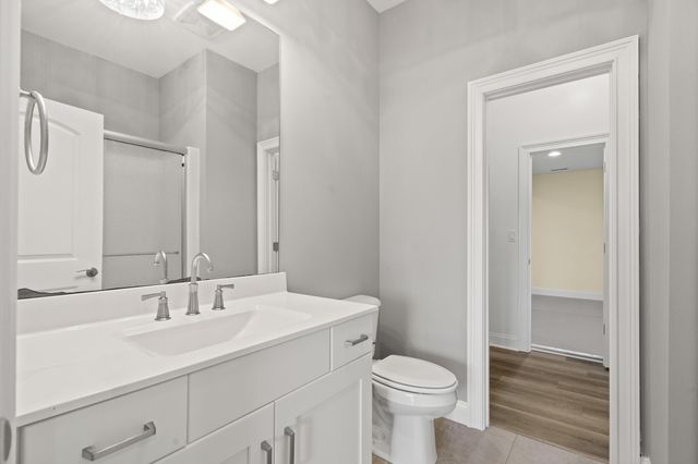 1209 MARCASSIN DR, Columbia, MO 65201