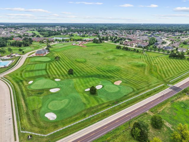 1209 MARCASSIN DR, Columbia, MO 65201