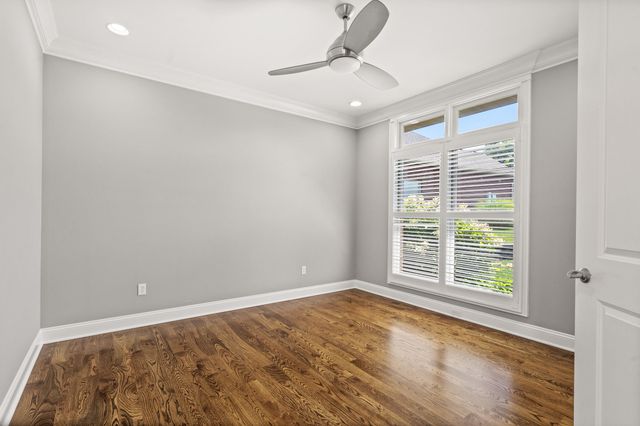 1209 MARCASSIN DR, Columbia, MO 65201